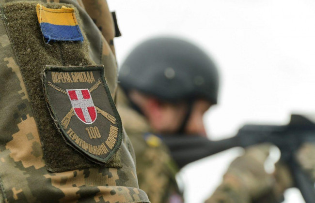 На Рівненщині тероборонцям заборонили безпідставно носити зброю та демонструвати її