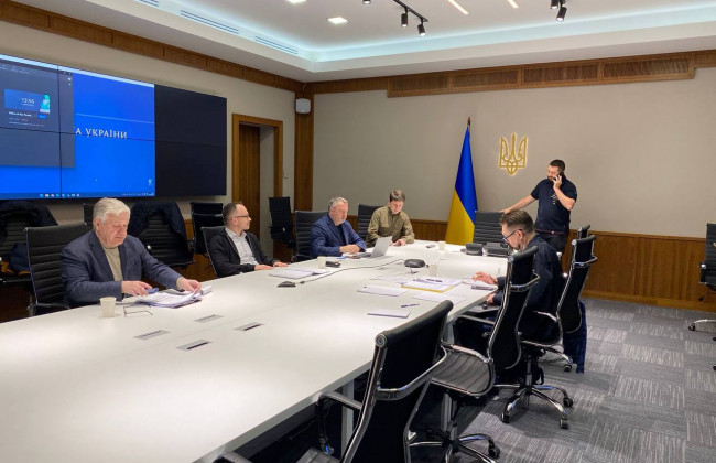 Переговоры между украинской делегацией и РФ продолжаются 1 апреля, фото