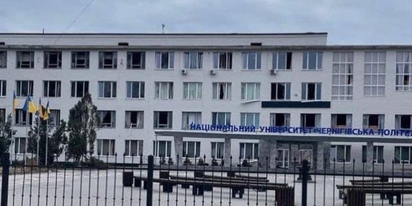 Декілька закладів освіти планують «перевезти» в інші міста