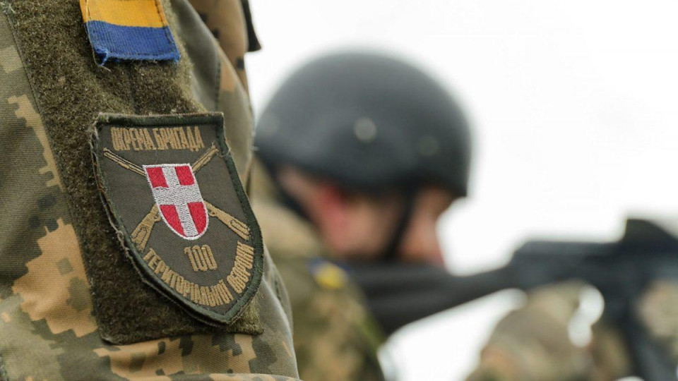 На Рівненщині тероборонцям заборонили безпідставно носити зброю та демонструвати її