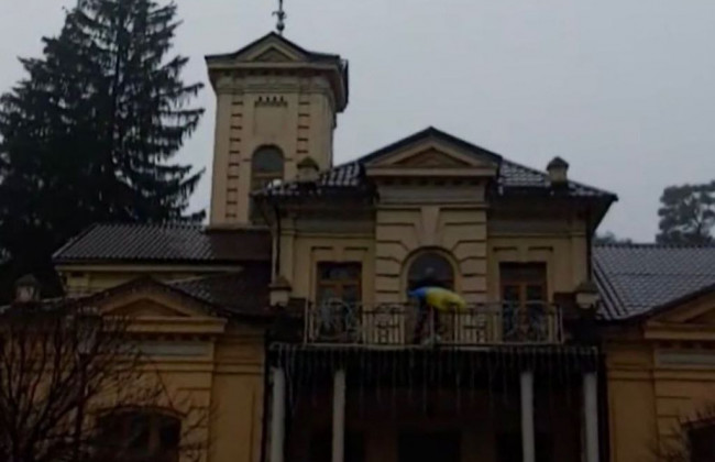 Украинские военные заняли Ворзель под Киевом