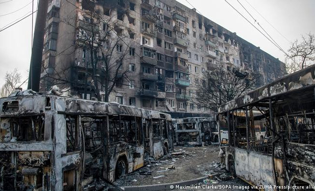 Мариуполь остается закрытым для въезда и опасным для выезда на личном транспорте