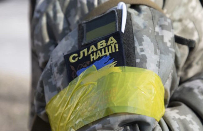 «Бойові» 100 тисяч гривень: Кабмін передбачив відшкодування за поранення й полон