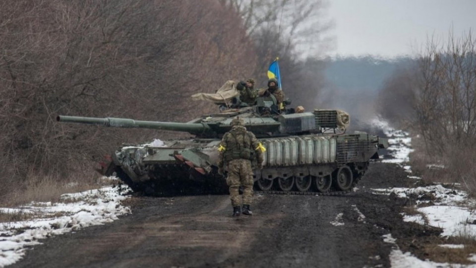 Украинские бойцы на двух танках разгромили батальон десантников РФ