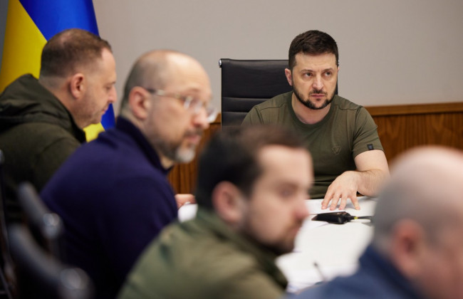 Зеленський провів нараду щодо розвитку української економіки в умовах воєнного часу