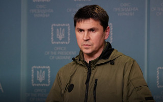 Подоляк прогнозирует, что Россия уйдет со всех территорий, кроме юга и востока Украины