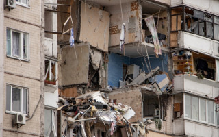 Від початку війни ворог зруйнував понад 100 будівель Києва, — Кличко