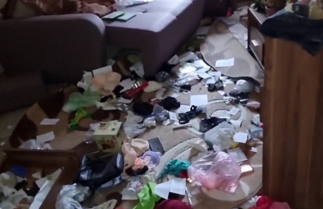 «Свинарник такой, что невозможно»: показали ЖК в Гостомеле, в котором была база оккупантов, видео