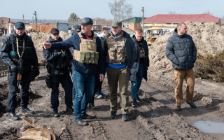 В освобожденном Тростянце занялись восстановлением разрушенных объектов