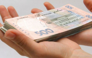 У «Слузі народу» пропонують заборонити мерам самостійно виписувати премії місцевим чиновникам