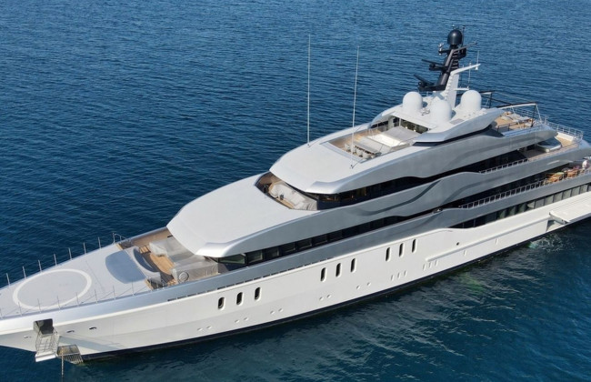 В Испании арестовали 77-метровую яхту российского олигарха Вексельберга