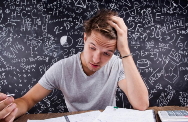 В «Слуге народа» хотят разрешить свободный выезд за границу мужчинам-студентам, поскольку они испытывают стресс