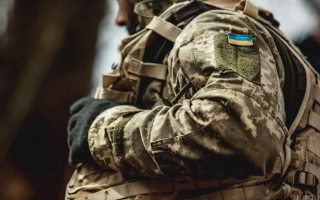У Запорізькій області окупанти шантажували бійця ЗСУ викраденою дружиною