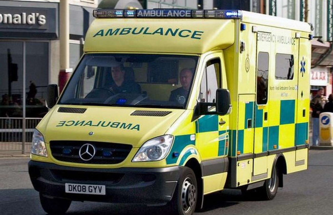 Великобритания пожертвует Украине около 20 карет скорой помощи