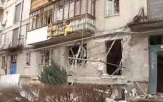 Обстрелы в Рубежном: один погиб, пять пострадали