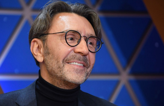 Шнуров выпустил новую песню об изменившейся жизни россиян: видео