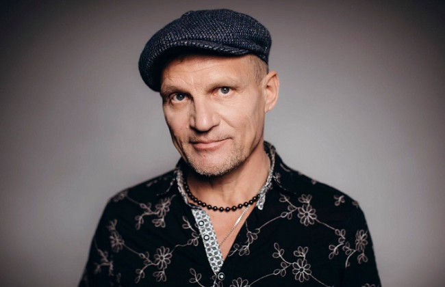 Олег Скрипка показал свою разграбленную оккупантами дачу