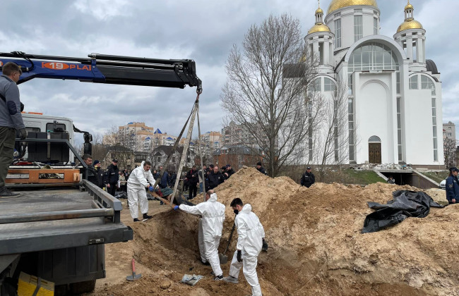 В Бучі почалася ексгумація тіл з місця масового тимчасового поховання, — Венедіктова