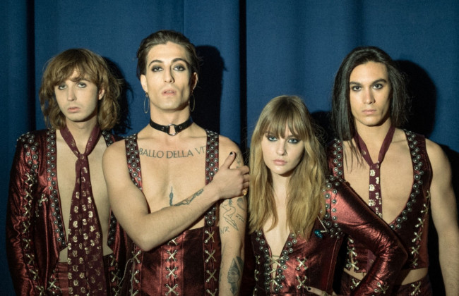 Популярная итальянская группа Måneskin поддержала Украину: видео