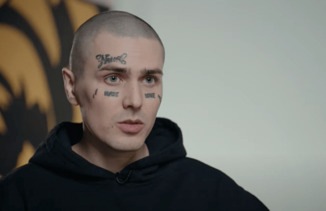 В РФ рэпера Face признали «иностранным агентом»