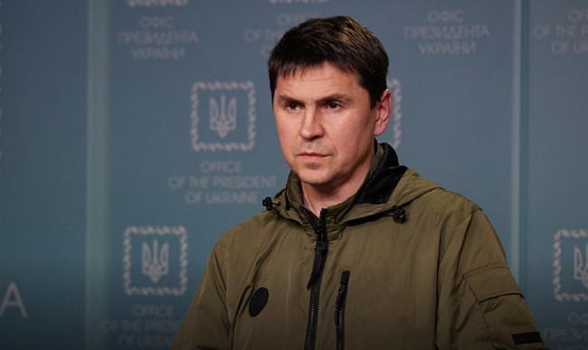 Подоляк: російська панівна еліта впадає у відверту паніку, на що вказують одразу три явища