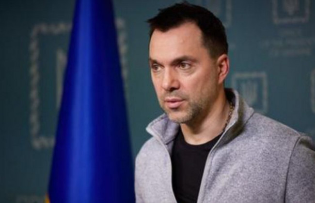 РФ попытается захватить Мариуполь до 9 мая, — Арестович