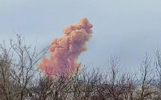 Як горіла азотна кислота у Рубіжному після ворожого обстрілу: відео з дрону