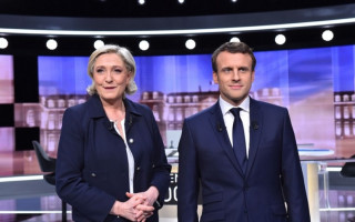Выборы президента Франции: Макрон и Ле Пен выходят во второй тур