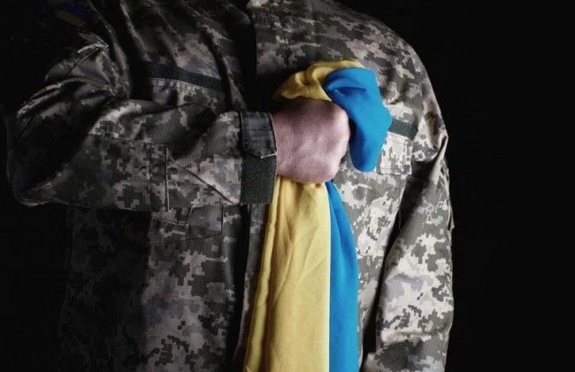 У Маріуполі офіцер підірвав себе з радіостанцією, щоб вона не дісталася противнику