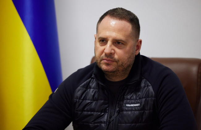 Єрмак: Якщо Україна вчасно отримає необхідне озброєння, то переможе