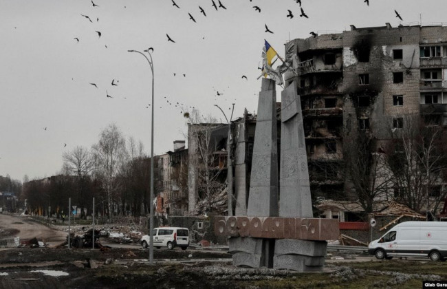 Разрушенную оккупантами Бородянку показали с высоты птичьего полета: видео
