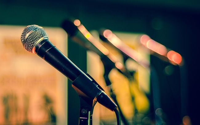 Раді пропонують заборонити російські пісні на телебаченні, радіо, маршрутках, готелях до звільнення усіх окупованих територій