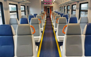 В Киеве на кольцевой маршрут городской электрички запустят обновленный поезд, фото