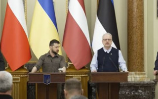 Зеленський з президентами Польщі, Латвії, Литви та Естонії дали спільний брифінг після зустрічі в Києві, відео