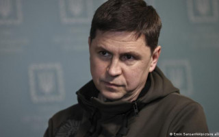 Уничтожено почти 90% города: в Мариуполе оккупанты использовали оружие массового поражения, — Подоляк