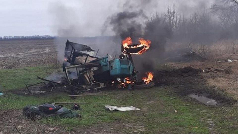 Под Черниговом трактор подорвался на противотанковой мине: водитель погиб