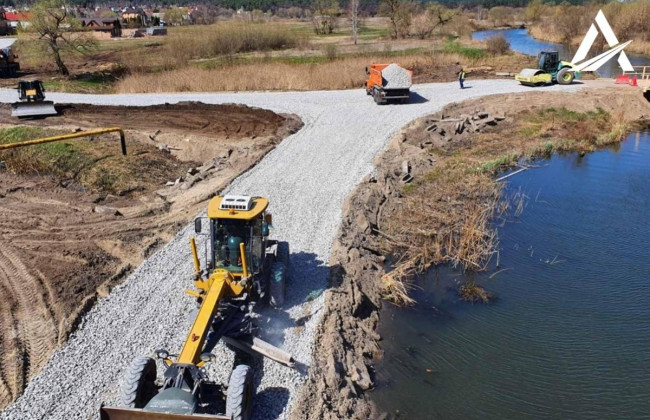 В трех городах Киевской области очистили 125 км дорог