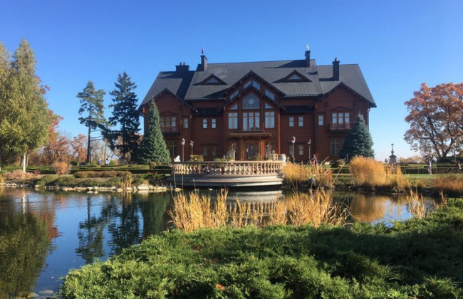 В Киевской области заработал парк «Межигорье»