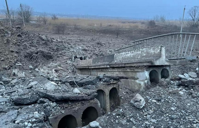 Войска РФ сильно повредили мосты и дороги в Украине: есть проблемы с доставкой гумпомощи