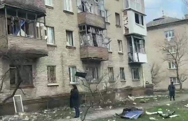 Окупанти обстріляли Луганську область: є загиблі та поранені