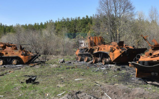 Життя не вчить: ЗСУ показали знищену техніку окупантів, фото і відео