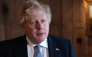 Борис Джонсон заговорил по-украински во время своего пасхального обращения, видео