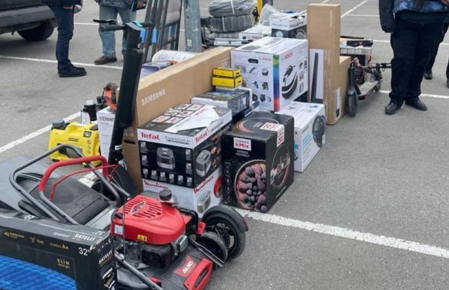 В Буче мародеры обворовали торговый центр на 5 млн грн