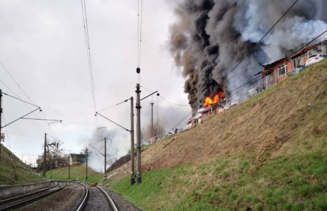 Во Львове произошло несколько мощных взрывов: подробности