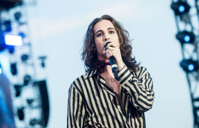 «Свободная Украина! Fuck Putin», — итальянская группа Måneskin исполнила песню о войне в Украине, видео