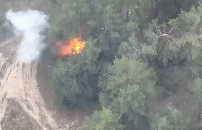 Украинские воины показали «зажигательное» видео уничтожения вражеской техники