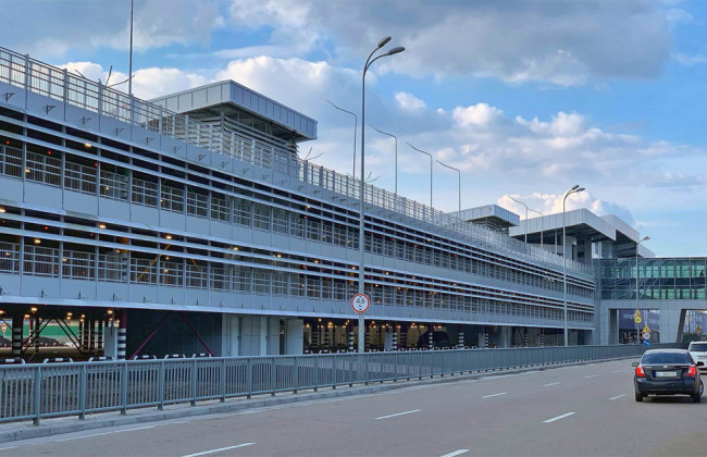 Аэропорт «Борисполь» просит забрать с паркинга все автомобили: выпускают без платы за парковку