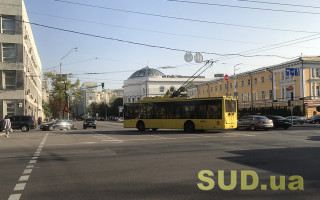 У Києві відновили роботу деякі маршрути громадського транспорту