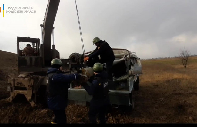 В Ірпені виявили потужну авіаційну бомбу: громадян закликали не ігнорувати повідомлення