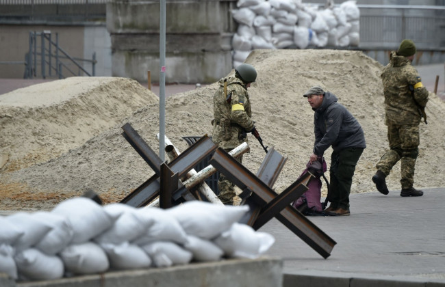 Добровольцев терробороны просят сдать оружие на хранение на освобожденных территориях